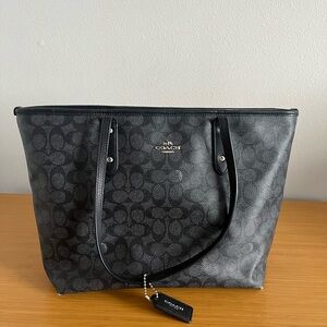 Coach City Tote Bag black signature canvas